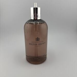 Delicious Rhubarb & Rose Fine Liquid Hand Wash Pump Is Damaged.